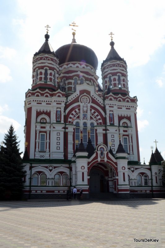 Feofania guided tour, Kiev