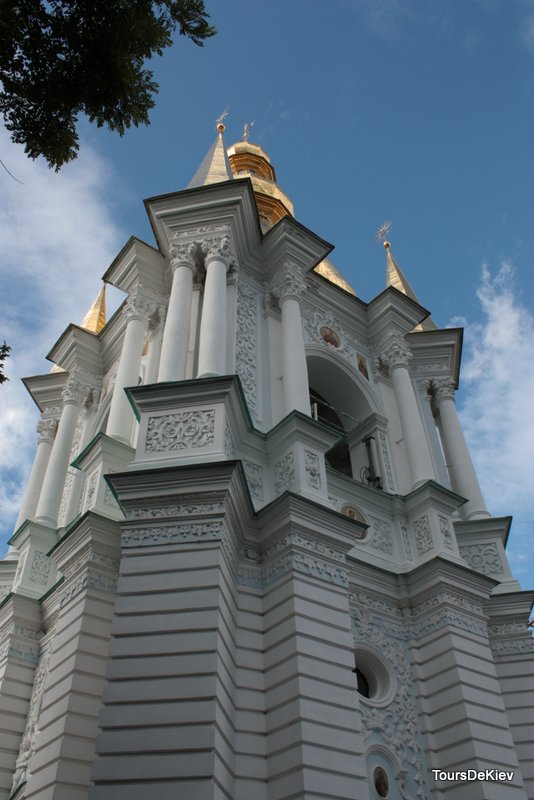 Kiev Pechersk monastery tour