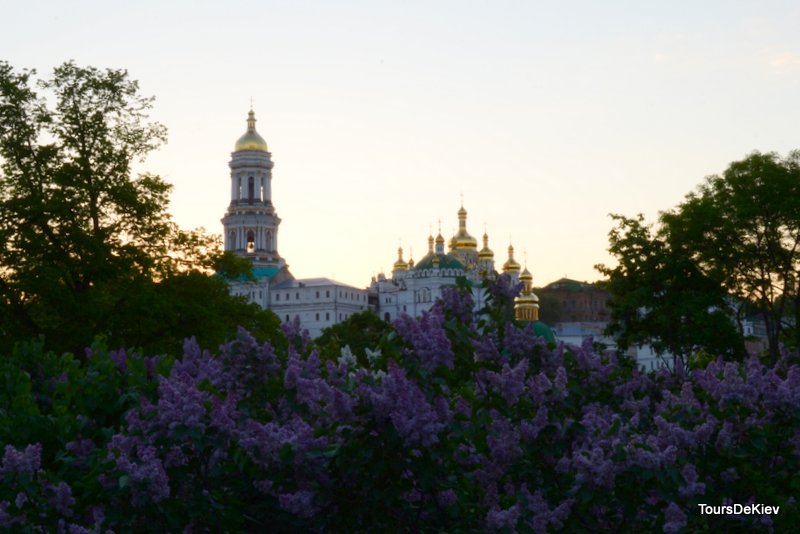 Kiev Pechersk monastery tour