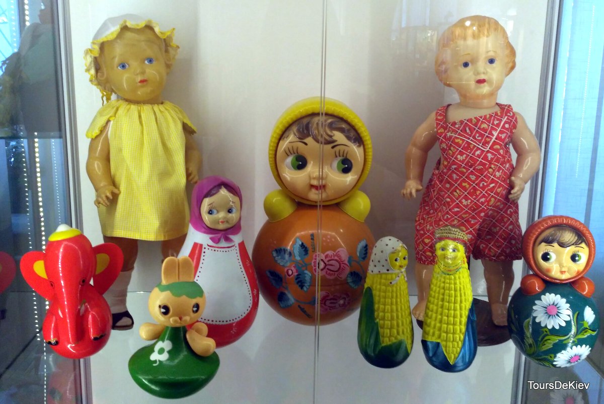 Екскурсія до музею іграшки