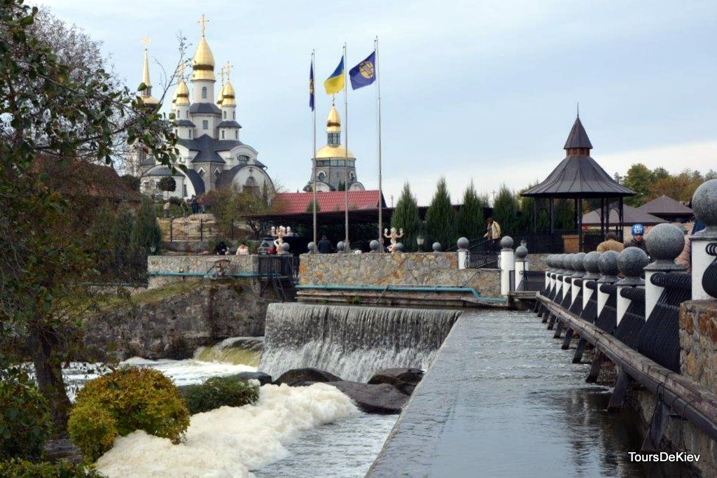 Буки. Каскади, водоспади...